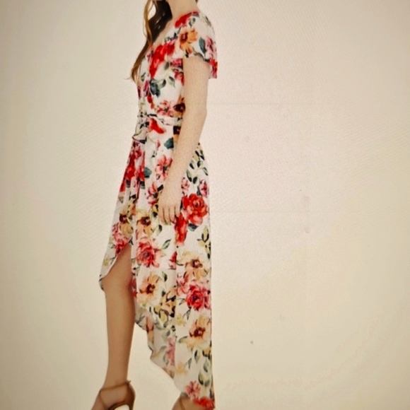 NWT Julia Jordan Floral High-Low Faux Wrap Dress Size 14 Ivory Multi - Picture 3 of 16